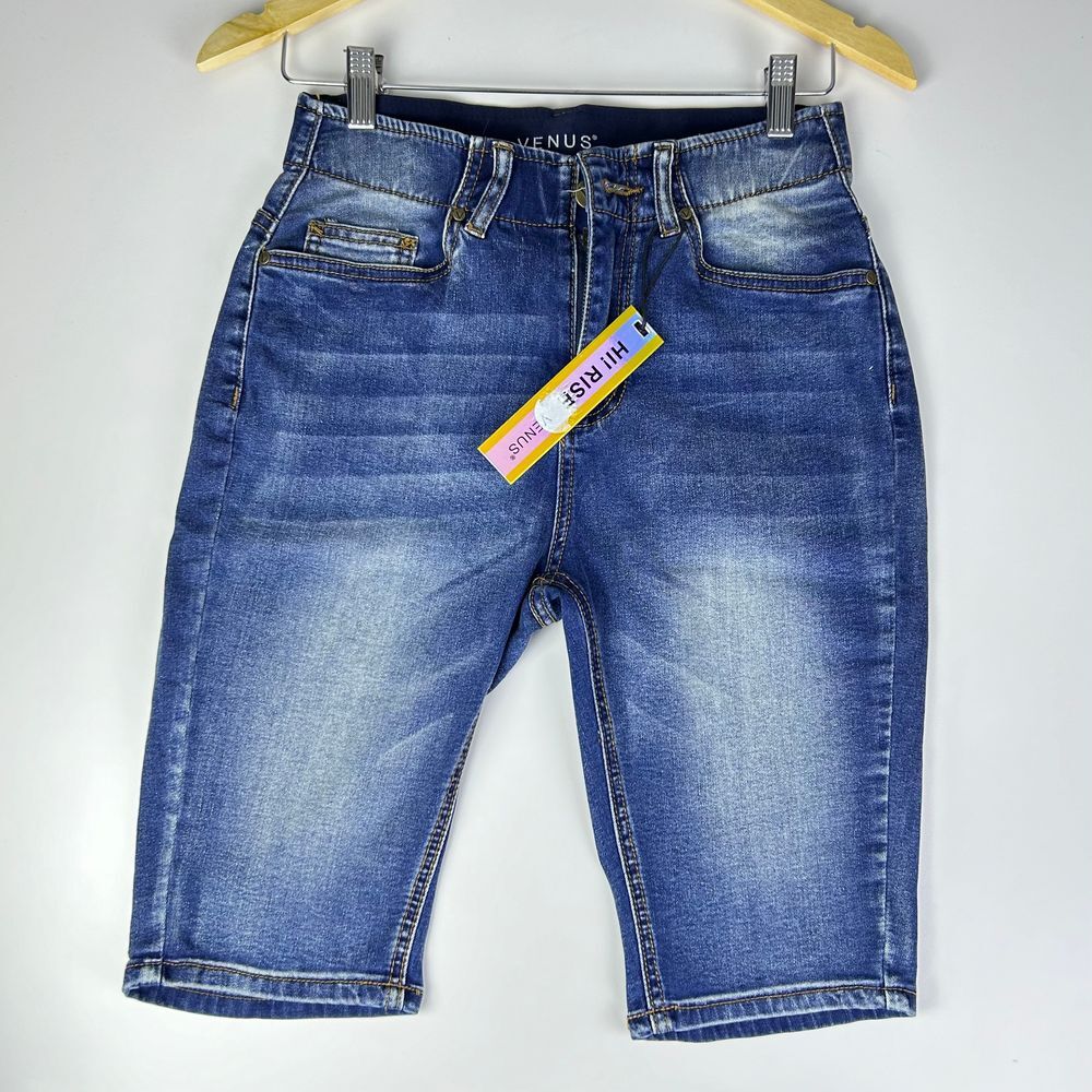 NWT Venus Women's Medium Wash High Rise Zip Fly Denim Bermuda Shorts Size 6